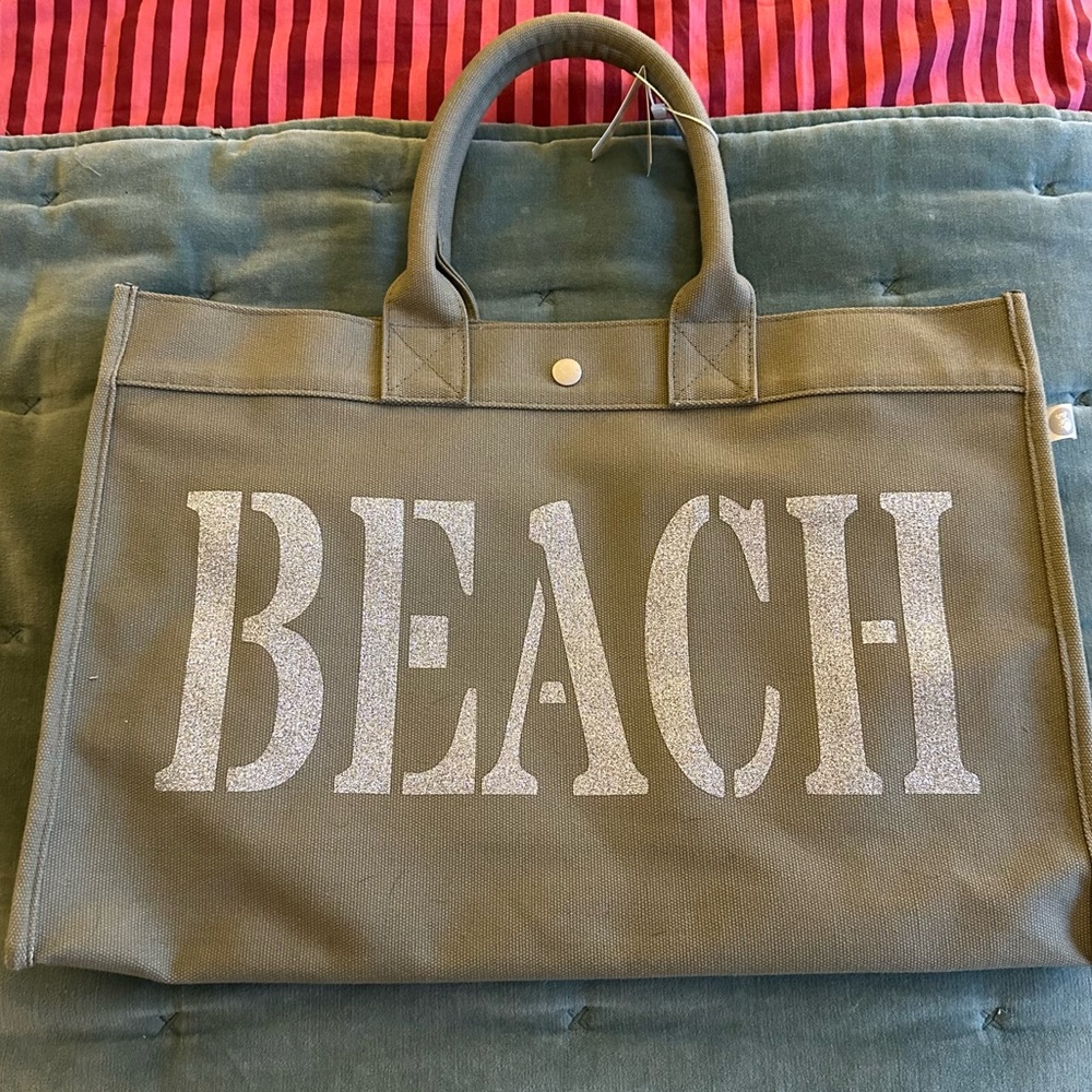 Quilted Koala Beach Pool Bag NWT